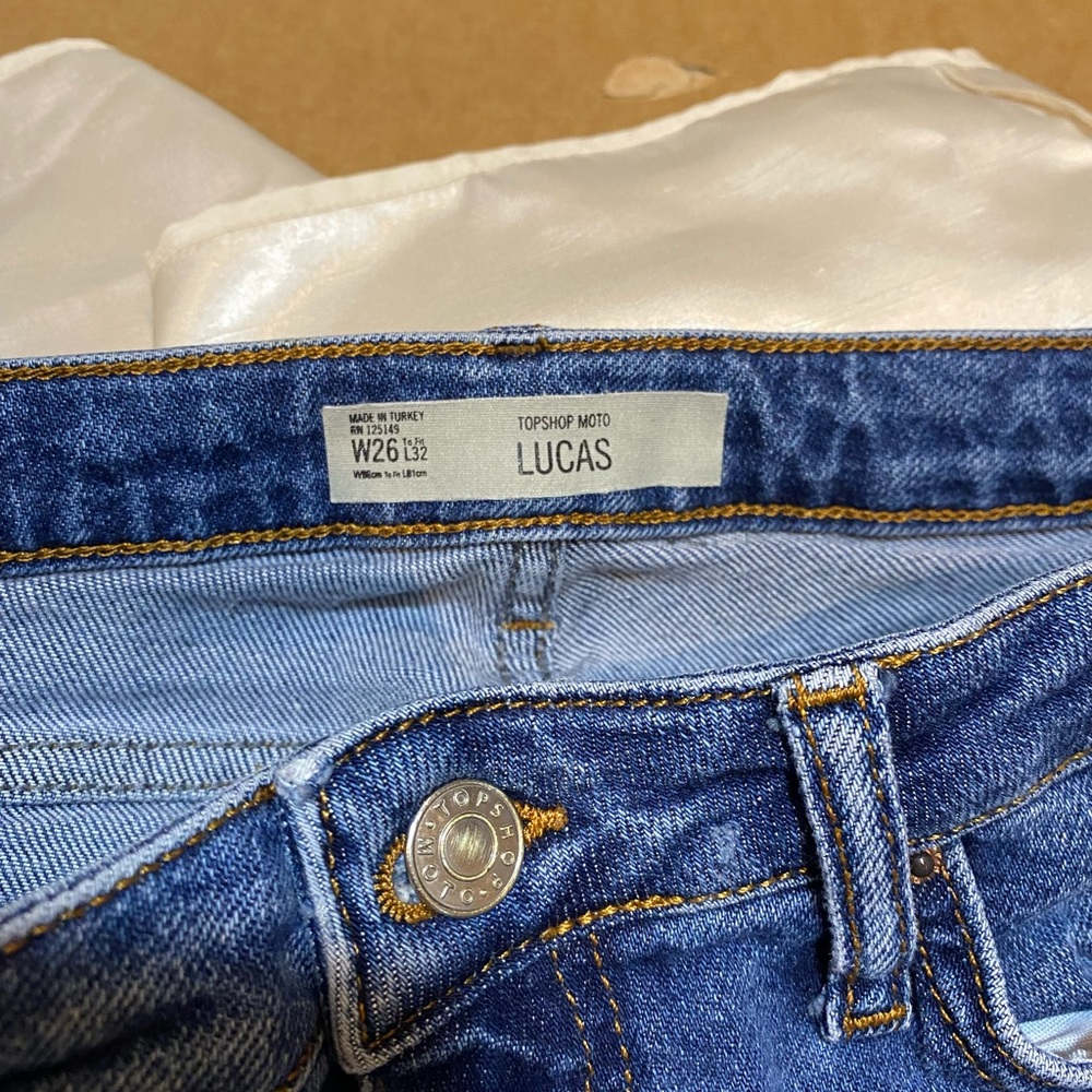 TopShop denim Lucas Ripped Jeans - Picture 4 of 5